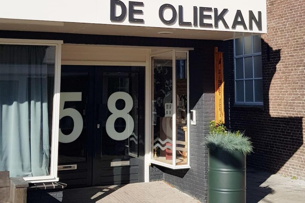 Apartment De Oliekan Medium